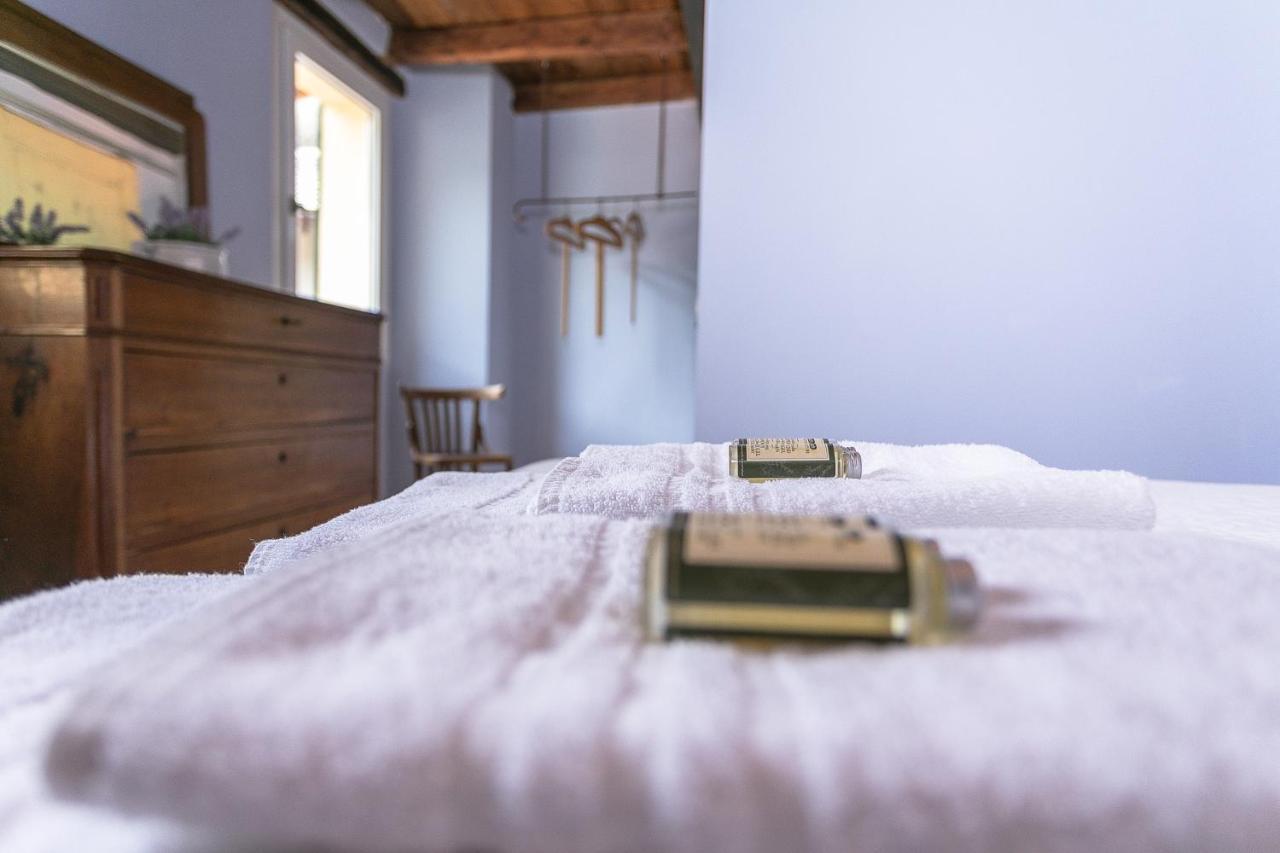 Albergo Diffuso Ca' Spiga Laglio Bagian luar foto
